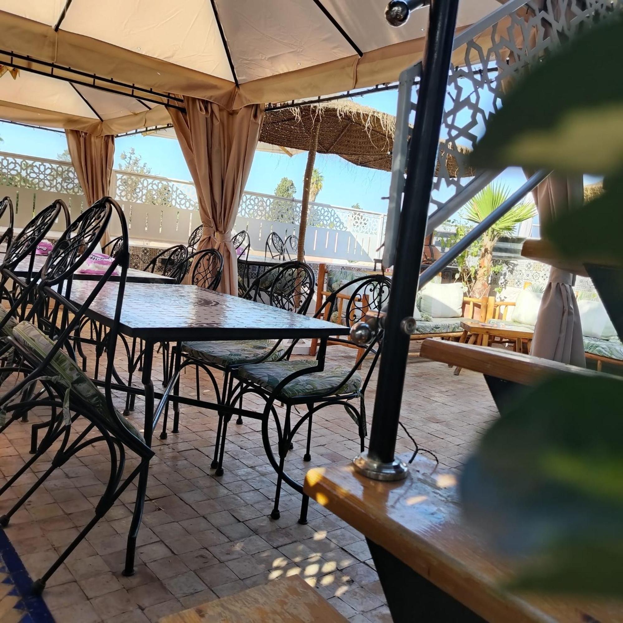& Sous Le Soleil Chez Jerome Et Pamela Ch Marrakchi Accommodatie bij particulieren *